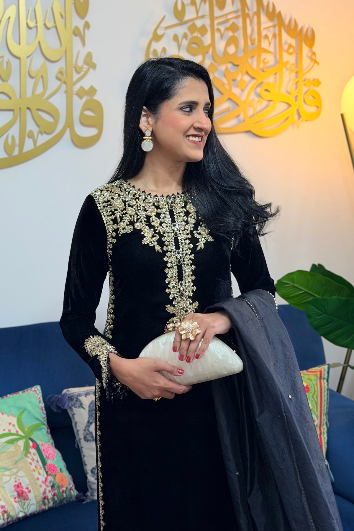 Yusra Luxury Formal Velvet 3-Piece stitched dress