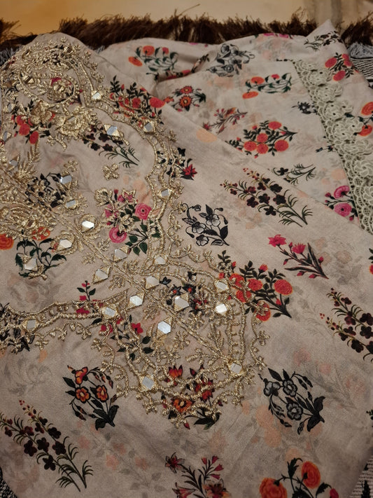 Mannam Set – Printed Lawn Suit with Tilla Mirror Work