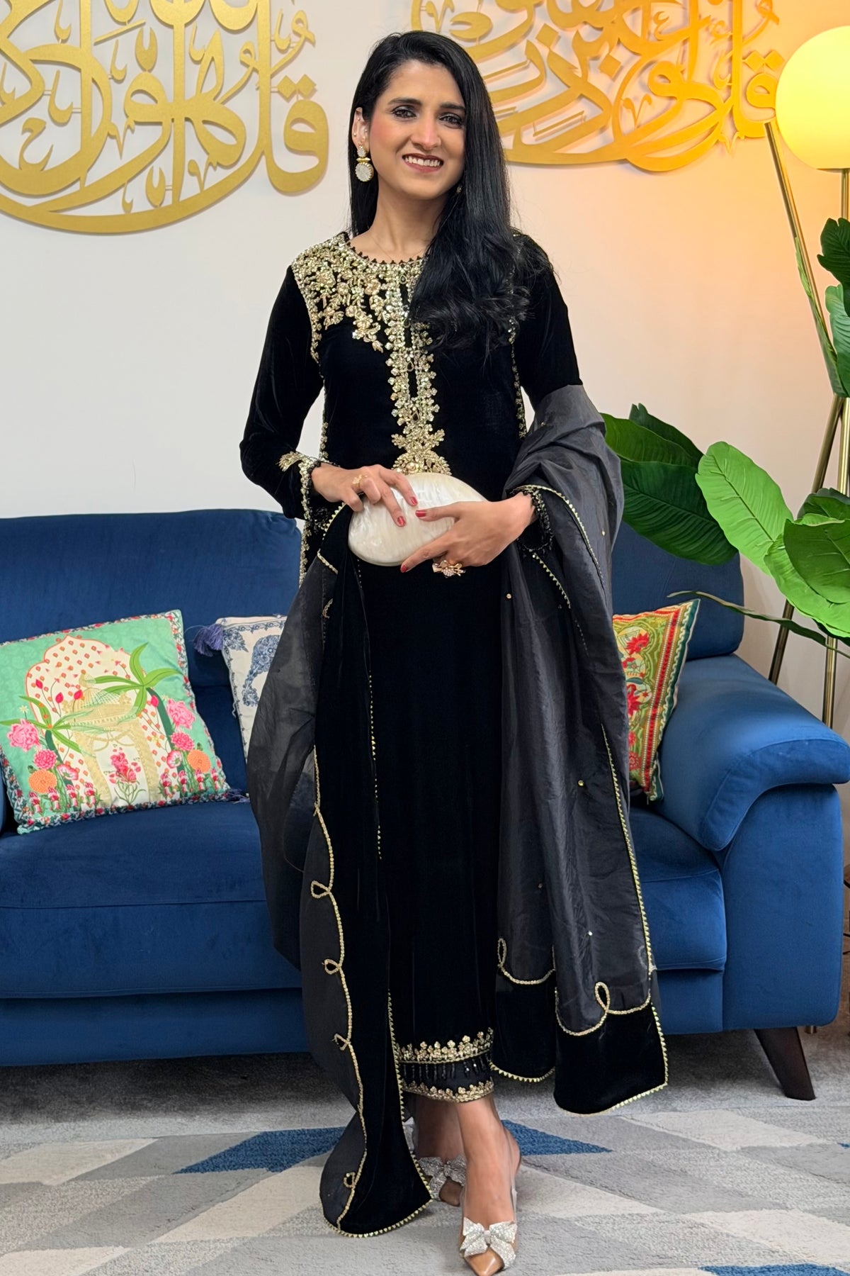 Yusra Luxury Formal Velvet 3-Piece stitched dress